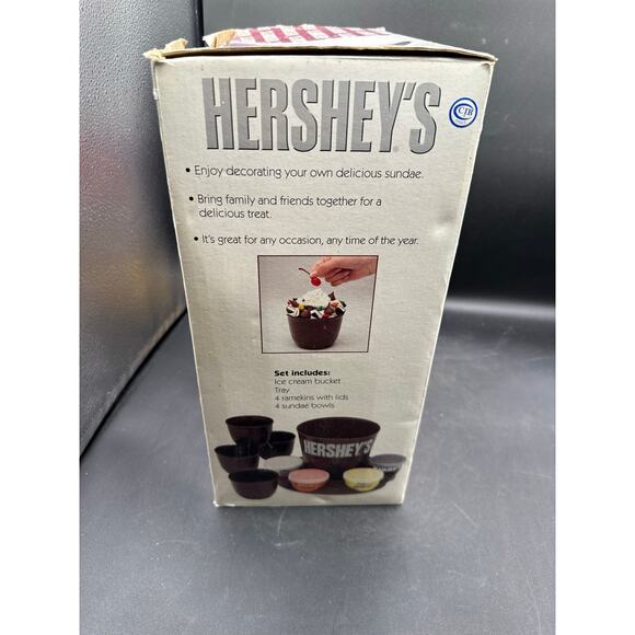 Hershey's Ice Cream Decorating Center - new in box - Picture 3 of 5